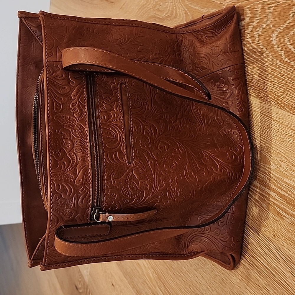 Leather purse